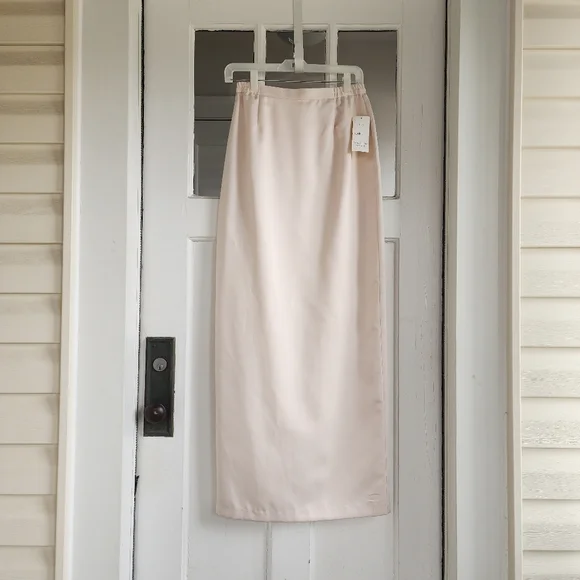 Cachet Two Piece Elegant Cream Formal Dress NWT Cachet Two Piece Elegant Cream Formal Dress NWT